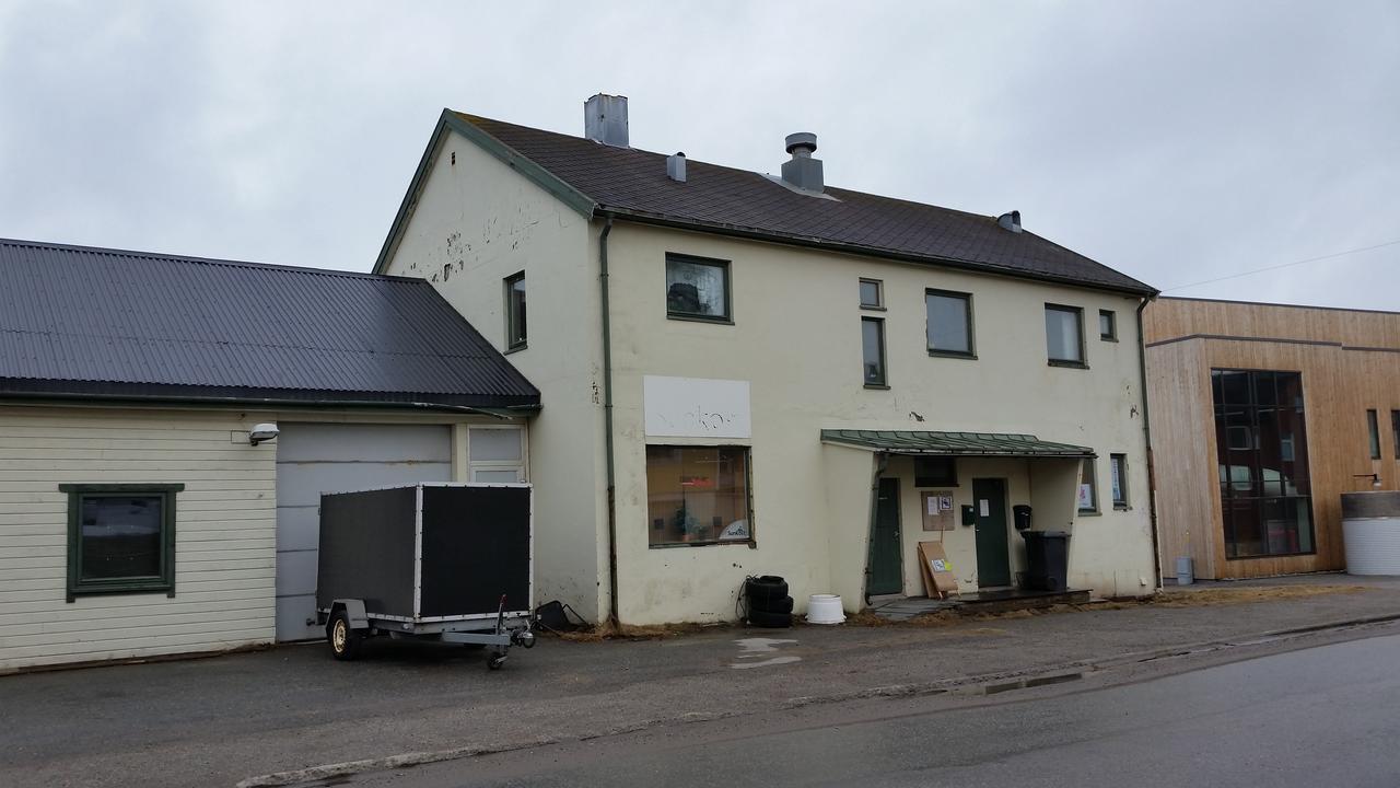 Motel Wilhelmsen Romutleie Vardo Zewnętrze zdjęcie