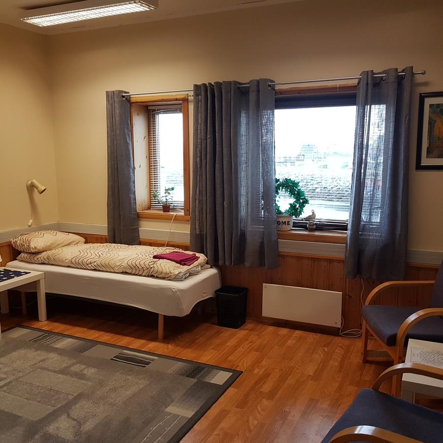 Motel Wilhelmsen Romutleie Vardo Zewnętrze zdjęcie